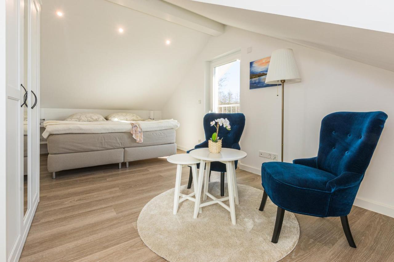 5 Sterne Ferienhaus direkt am See mit Sauna-Kamin-Garten Krakow am See Exterior foto